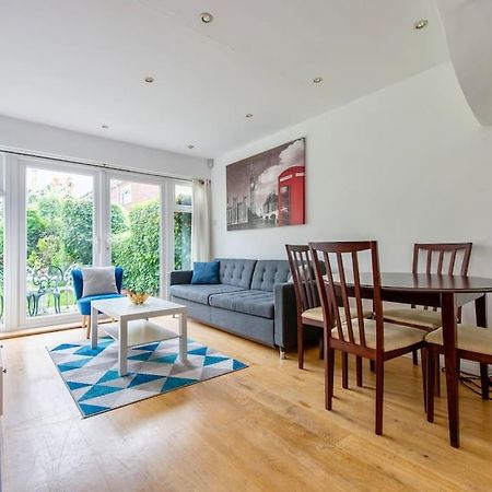 Lovely 2-Bed 15 Minutes To Central Лондон Экстерьер фото
